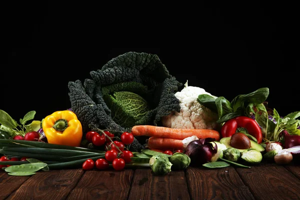 Composición Con Variedad Verduras Frutas Orgánicas Crudas Dieta Equilibrada — Foto de Stock