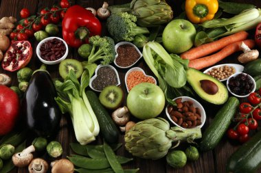 Sağlıklı gıda seçimi yeme temiz. meyve, sebze, tohum, superfood, tahıllar, yaprak sebze. Vejetaryen veya vegan gıda