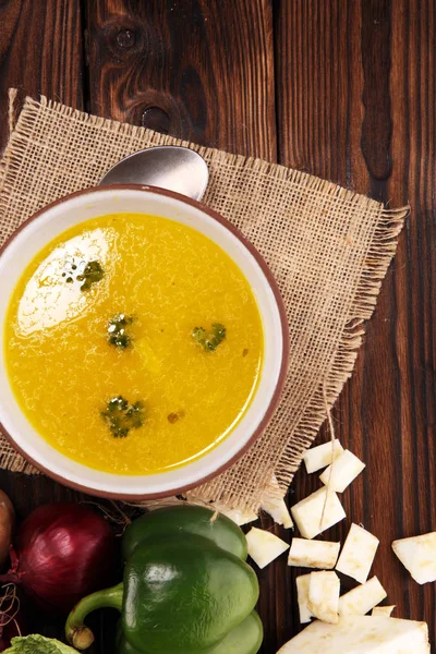 Brodo Con Carote Cipolle Varie Verdure Fresche Una Pentola Minestra — Foto Stock