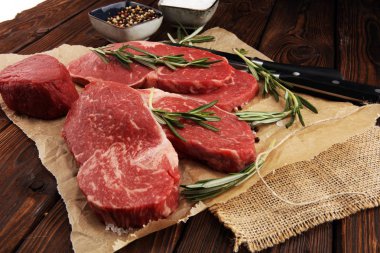 Biftek ham. Barbekü kaburga eti, yaşlı Wagyu ekşili Stea Makinası