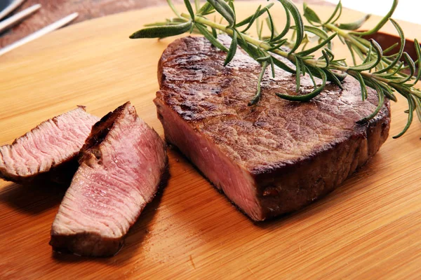 Barbekü fileto biftek. Kara Angus Başbakan eti biftek