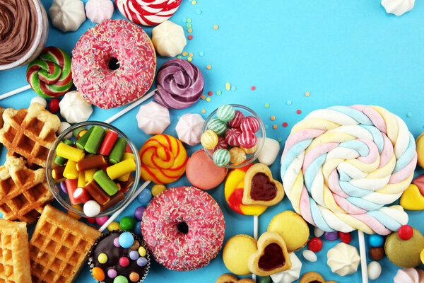 конфеты с желе и сахаром. красочный массив различных детей
