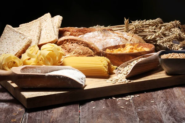 Whole grain products with complex carbohydrates on table — Stock Photo, Image