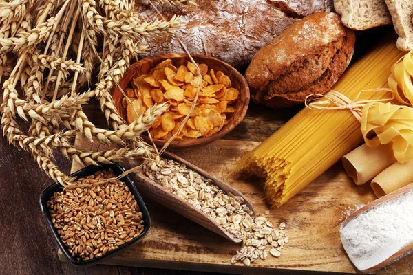 whole grain products with complex carbohydrates on table