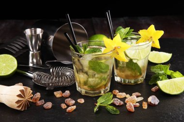 Limon meyve kireç Caipirinha Brezilya'nın masada