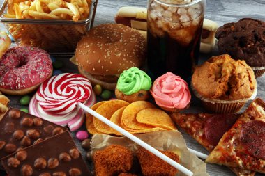 Sağlıksız ürünler. yemek vücut, deri, kalp ve dişler için kötüdür..