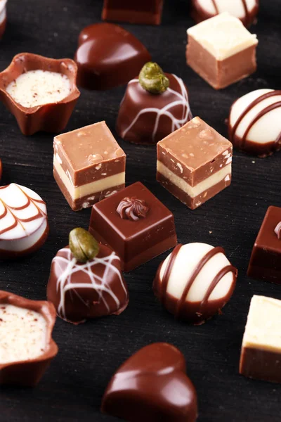 bir sürü değişik çikolatalı pralin, Belçikalı şekerleme gourm