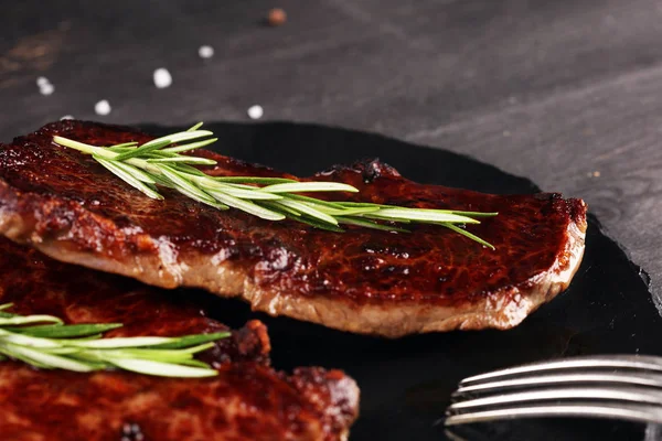Barbecue rib eye steak of romp steak-droge leeftijd Wagyu entrecote — Stockfoto