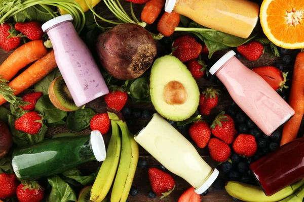 Veelkleurige Smoothies Sappen Van Groenten Groenten Fruit Bessen Gezonde Voedselachtergrond — Stockfoto