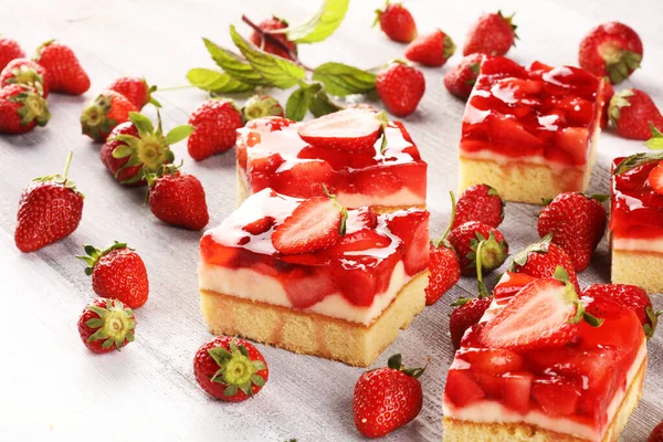 Pastel Fresa Muchas Fresas Frescas — Foto de Stock