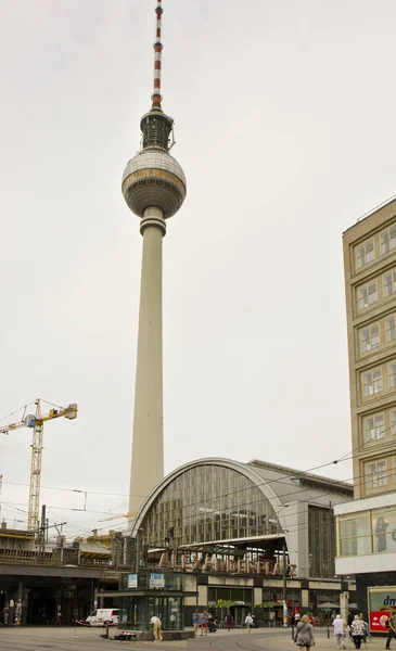 Berlim Junho Torre Berlim Fernsehturm Junho 2013 Berlim Alemanha Concluído — Fotografia de Stock