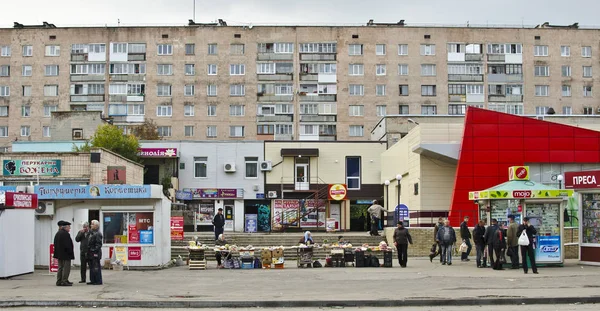 Lutsk, Ukrayna - 16 Ekim: Sovyet apartman blokları üzerinde 16 Ekim 2013 