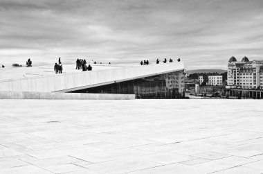 Oslo, Norveç - 28 Ağustos: Oslo Opera Binası üzerinde 28 Ağustos 2016 