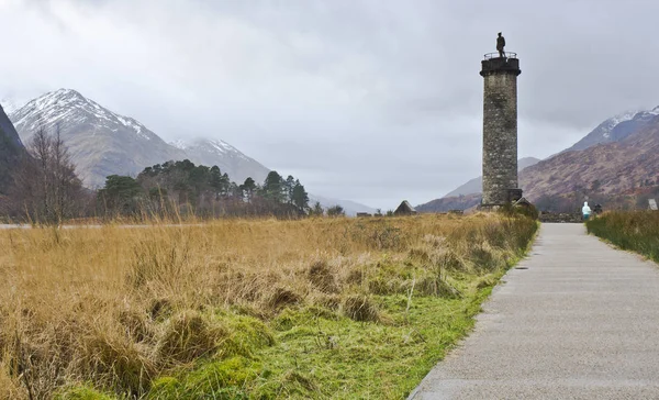 苏格兰格伦芬南纪念碑的风景秀丽的镜头 — 图库照片