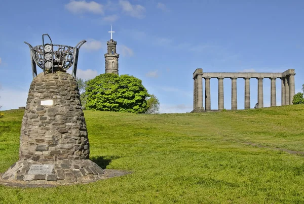 Vigil Scottish Parliament Monument National Monument Edinburgh — Stock Photo, Image