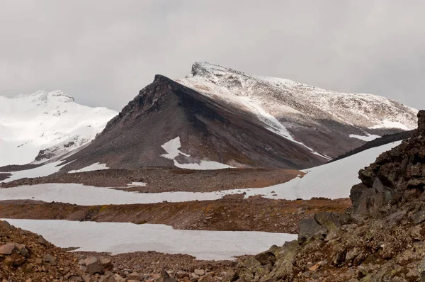 Cerca Cima Del Volcán Dzenzur Parque Natural Nalychevo Kamchatka Krai — Foto de Stock