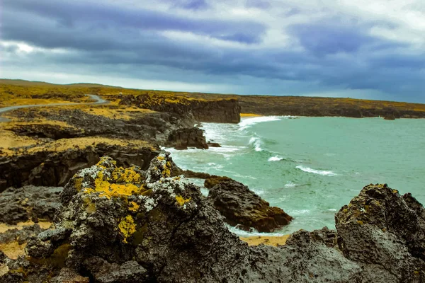 Półwysep Snæfellsnes na zachodnim wybrzeżu Islandii, znany z idyllicznych krajobrazów i skały wulkanicznej — Zdjęcie stockowe