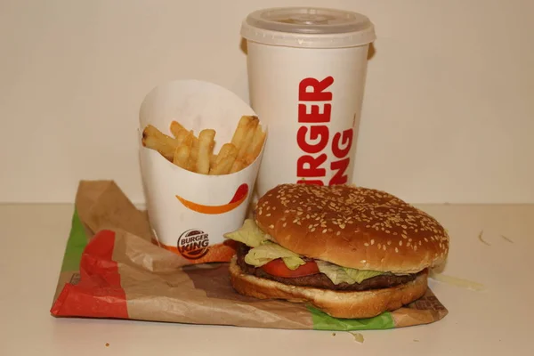 Burger King Bir Whopper Combo Editoryal Fotoğraf Londra Ontario Kanada — Stok fotoğraf