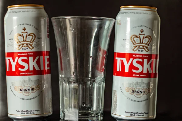 London Canada, August 18 2019: Editorial illustrative photo of Polish Tyski beer. Polish beer is known for the strong and good taste. — Stock Photo, Image