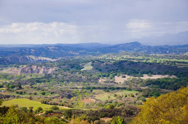 カリフォルニアの中世の村にある古い家 — ストック写真