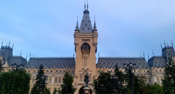 궁전은 몰도바 수도의 포인트 — 스톡 사진