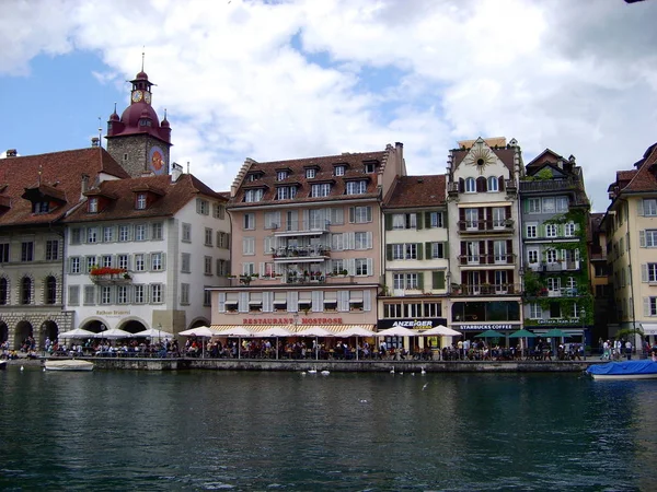 Lucerna Suíça Julho 2009 Centro Histórico Cidade Lucerna Lago Vierwaldstattersee — Fotografia de Stock