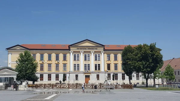 Innere der Zitadelle, alba iulia, Universitätsgebäude, Siebenbürgen, Rumänien — Stockfoto