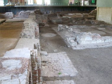 Roma'nın eski şehri Sirmium'dan kalıntılar, Sremska Mitrovica, Sırbistan