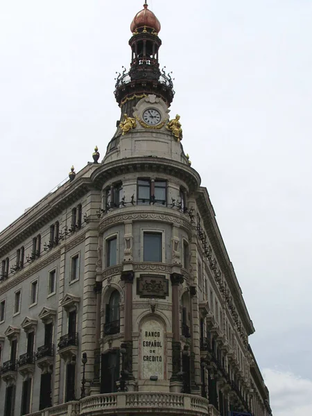 Banco Espanol de Credito, edificio antiguo Banco en Madrid España —  Fotos de Stock