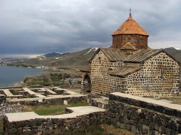 Het oude Sevanavank klooster, Sevan, Armenië — Stockfoto