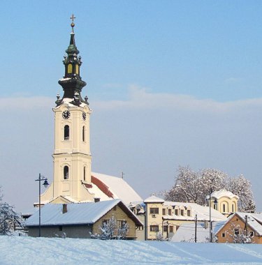 Novi Sad yakınlarındaki Sırp Ortodoks Azizler Kilisesi COSMAS ve DAMIAN, Futog