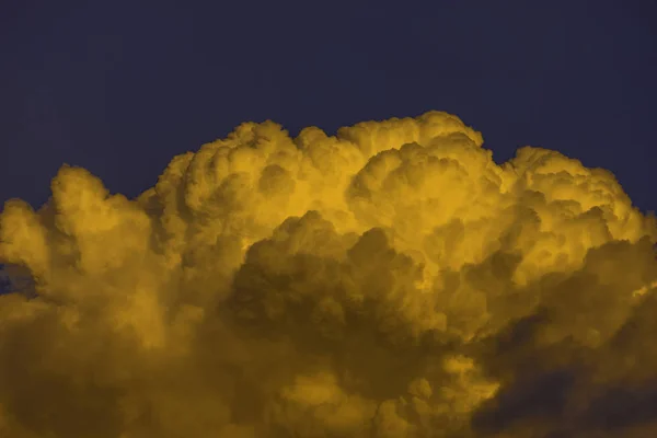 Nuvens Laranja Sobre Londres Após Tempestade Ophelia Causou Fenômeno Poeira — Fotografia de Stock