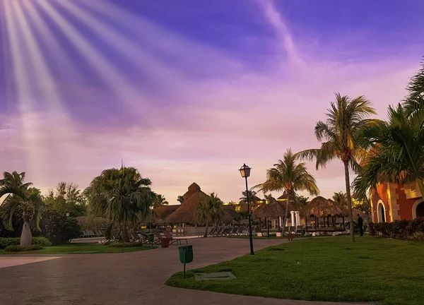 Sonnenuntergang Über Dem Kubanischen Park Varadero Kuba Mai 2018 — Stockfoto