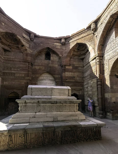 Гробниця Iltutmish Кутб Мінар Комплекс Нью Делі Індія Листопада 2018 — стокове фото