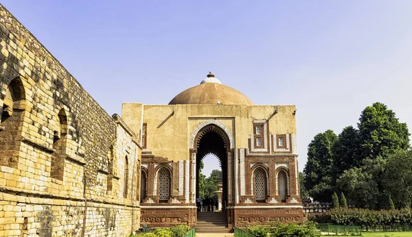 Alai Darwaza Alai Gate Entrada Para Mesquita Quwwat Islam Complexo — Fotografia de Stock
