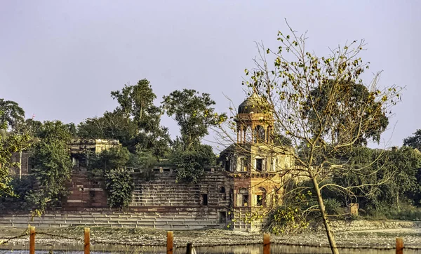 Gammal Övergiven Byggnad Vid Yamunas Flodstrand Agra Uttar Pradesh Indien — Stockfoto