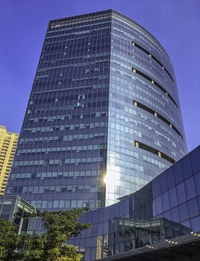 Gurgaon / Gurugram, Yeni Delhi, Hindistan - 13 Aralık 2018: Cyber City (Cyberhub Mimarlık)