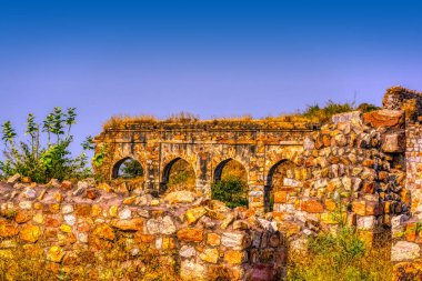 Yeni Delhi, Hindistan Tughlaqabad kale kalıntıları üzerinde 2 Aralık 2018 terk 