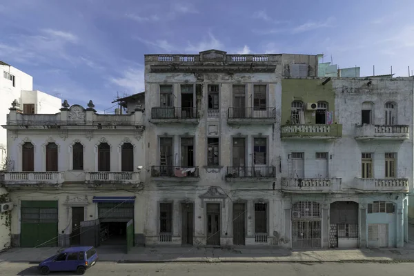 Antiguo Edificio Residencial Habana Cuba 2018 — Foto de Stock