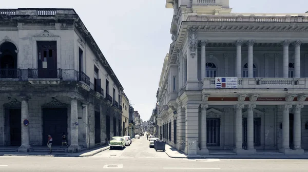 Strada Dell Avana Con Vecchi Edifici Residenziali Malecon Avana Cuba — Foto Stock