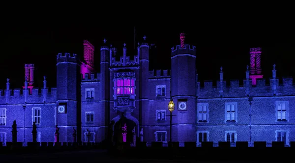 Palácio Hampton Court Iluminado Noite Hampton Court Londres Reino Unido — Fotografia de Stock
