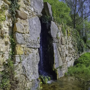 11 Akre Gölü ile Üst Bakır Altının Arasında ÇağlaName