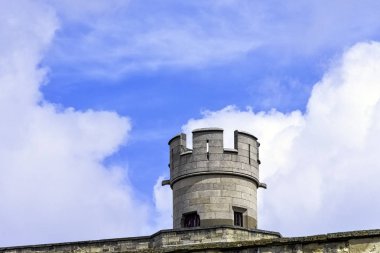 Chateau de Vincennes-Vincennes kasabasında büyük 14 ve 17th century Fransız Kraliyet Kalesi, Val-de-Marne, Fransa 26 Mayıs 2019