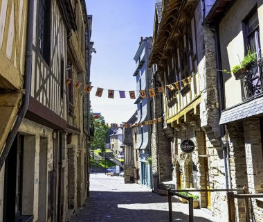 Vitre (Vitr), Brittany, Fransa'da vintage mimariile Vitre Old Town Street 1 Haziran 2019