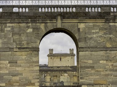 Chateau de Vincennes-Vincennes kasabasında büyük 14 ve 17th century Fransız Kraliyet Kalesi, Val-de-Marne, Fransa 26 Mayıs 2019