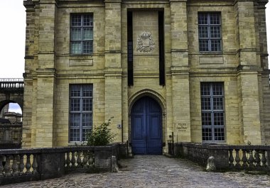 Chateau de Vincennes-Vincennes kasabasında büyük 14 ve 17th century Fransız Kraliyet Kalesi, Val-de-Marne, Fransa 26 Mayıs 2019