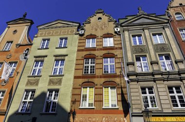 26 Ağustos 2019'da Gdansk, Tricity, Pomerania, Polonya'daki Eski Kent'in vintage mimarisi