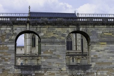 Chateau de Vincennes-Vincennes kasabasında büyük 14 ve 17th century Fransız Kraliyet Kalesi, Val-de-Marne, Fransa 26 Mayıs 2019