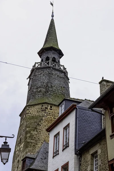 Klocktornet Gamla Kyrkan Dinan Bretagne Frankrike Den Maj 2019 — Stockfoto