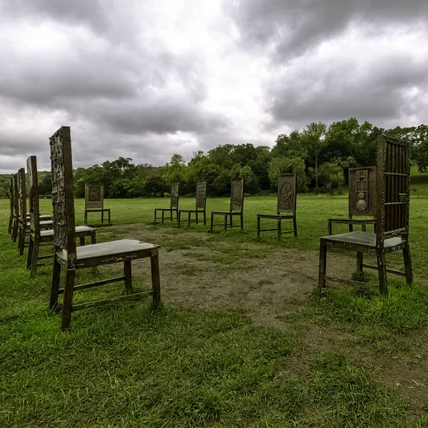 Bronze Stühle Juroren Kunstwerk Von Hew Locke Runnymede Surrey Vereinigtes — Stockfoto